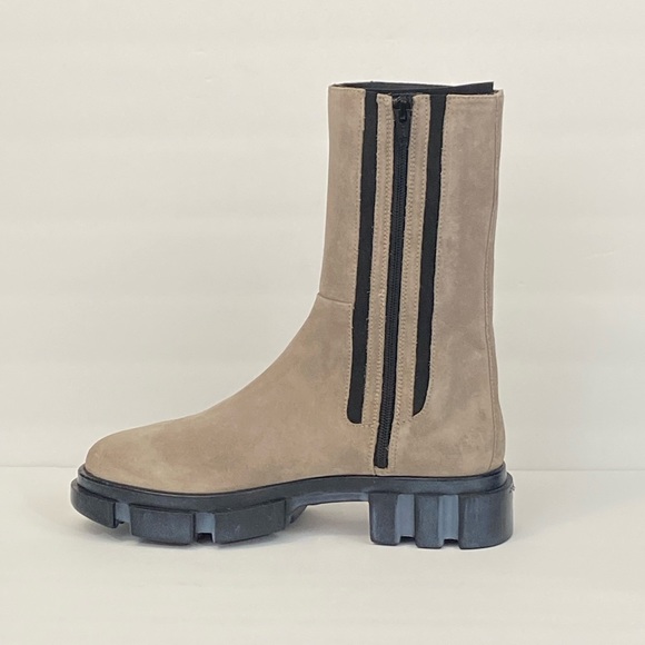 New Free People Brooks Lug Sole Chelsea Boot - Picture 7 of 10